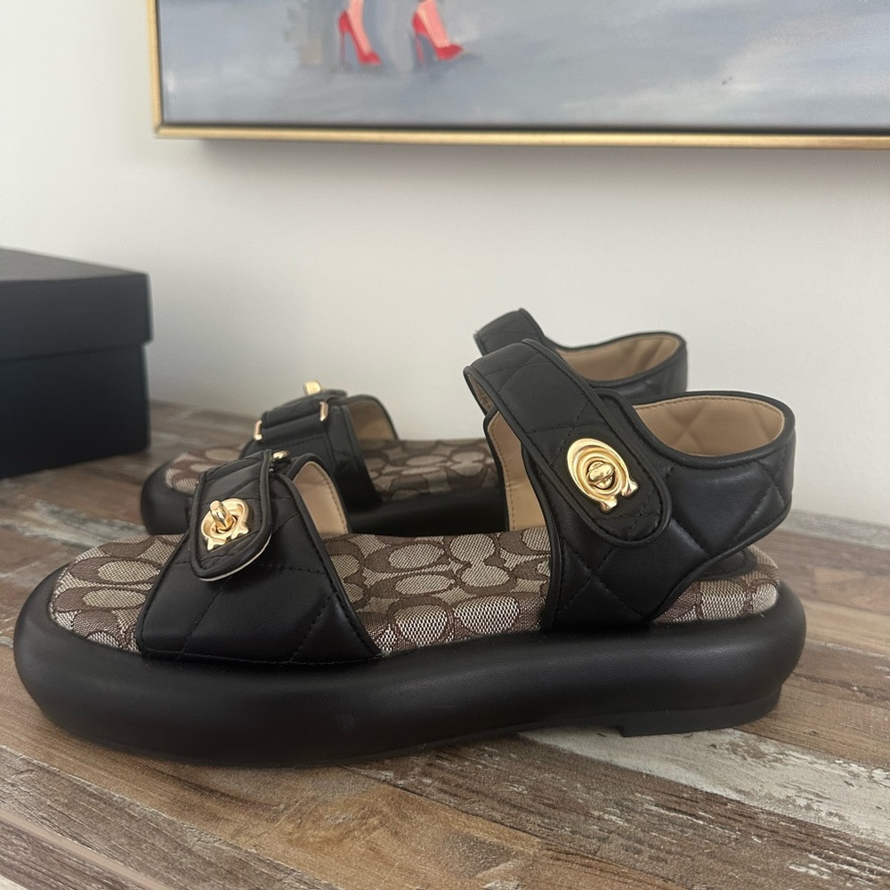 Coach Black and Brown Sandals with Elegant Design - Picture 6 of 7